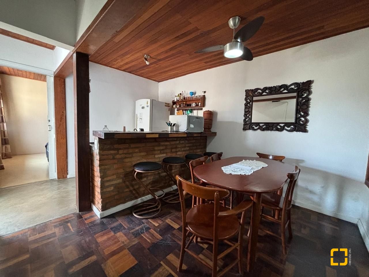 Casa com 107m², 4 quartos (sendo 1 suíte), 1 garagem, no bairro Centro em Florianópolis