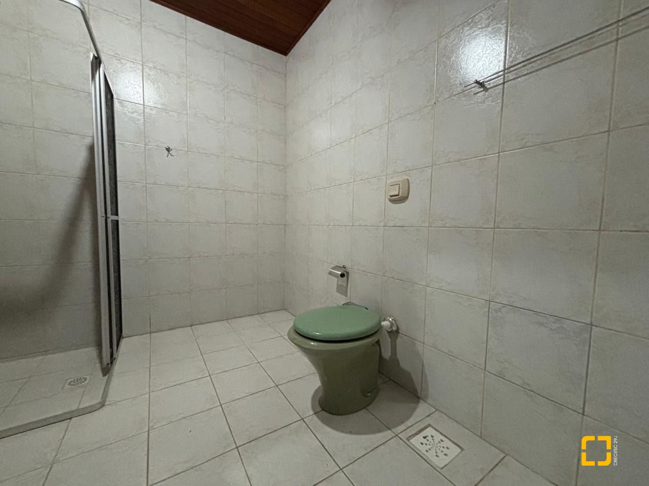 Casa com 107m², 4 quartos (sendo 1 suíte), 1 garagem, no bairro Centro em Florianópolis