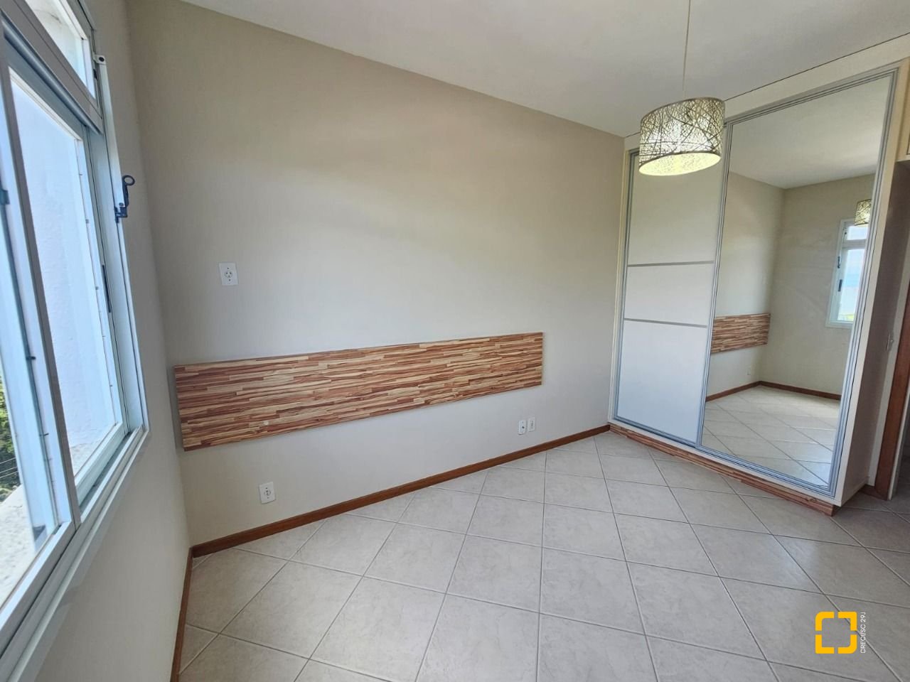 Apartamento com 49m², 1 quarto, 1 garagem, no bairro Itacorubi em Florianópolis