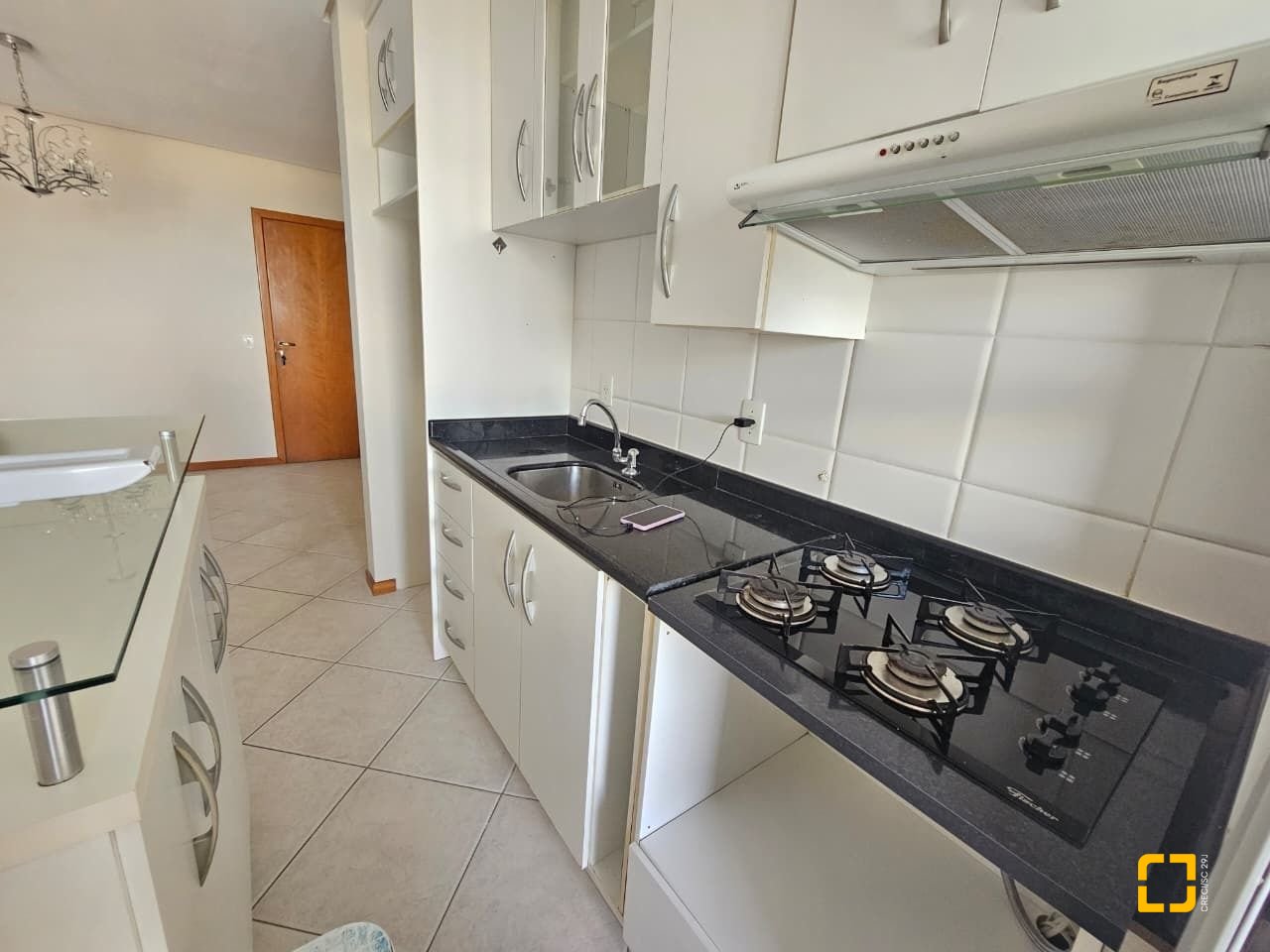 Apartamento com 49m², 1 quarto, 1 garagem, no bairro Itacorubi em Florianópolis