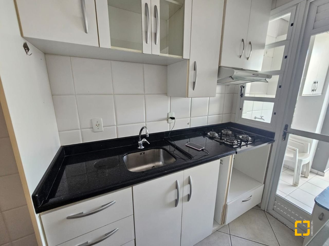 Apartamento com 49m², 1 quarto, 1 garagem, no bairro Itacorubi em Florianópolis