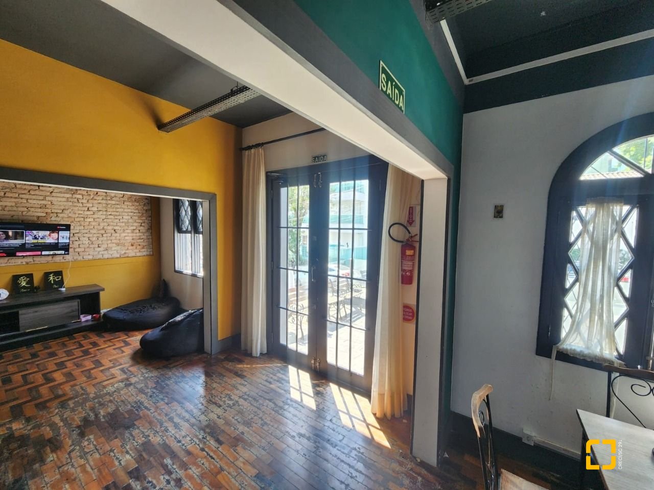 Casa com 121m², 5 quartos, 1 garagem, no bairro Centro em Florianópolis