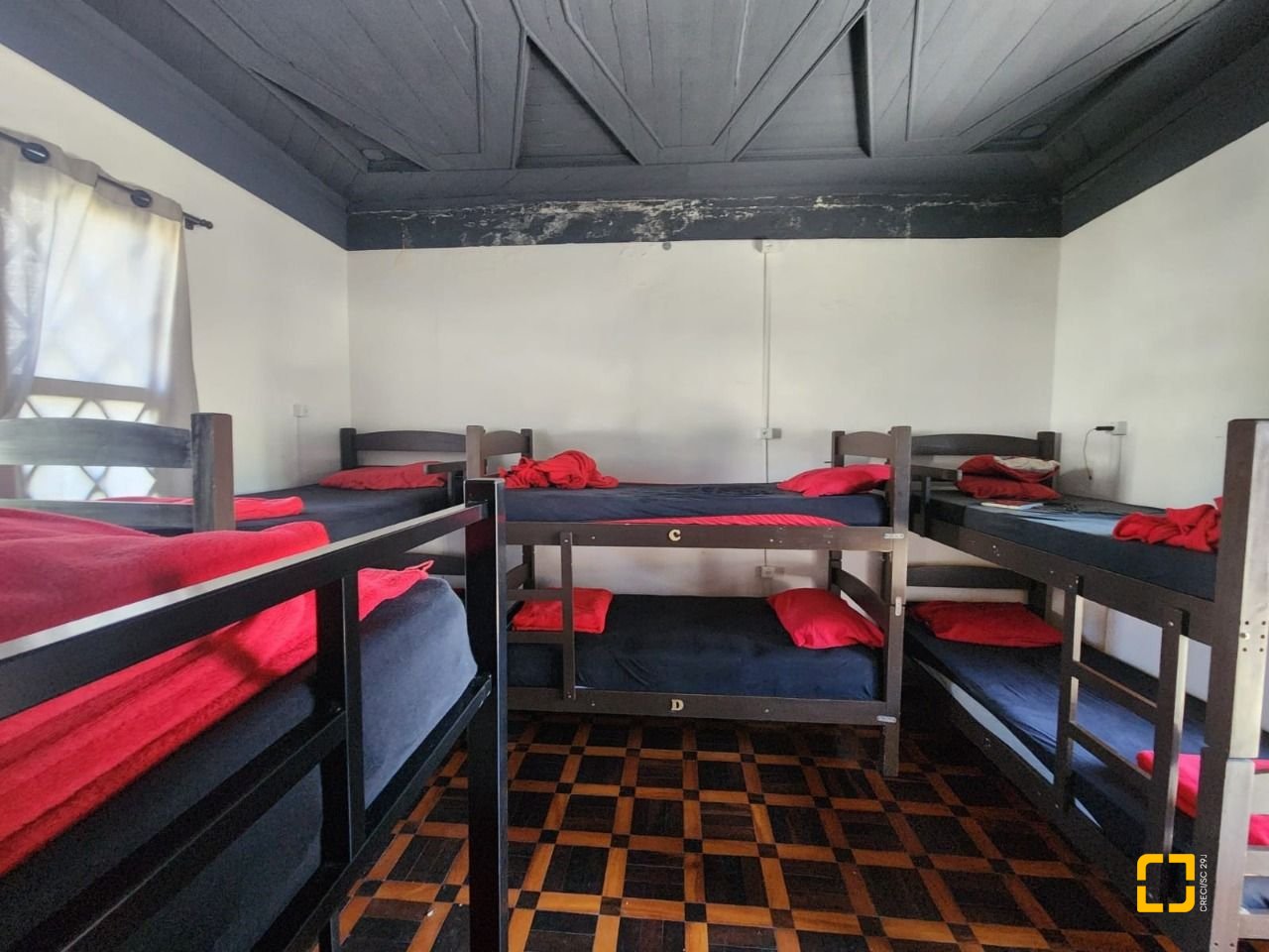 Casa com 121m², 5 quartos, 1 garagem, no bairro Centro em Florianópolis
