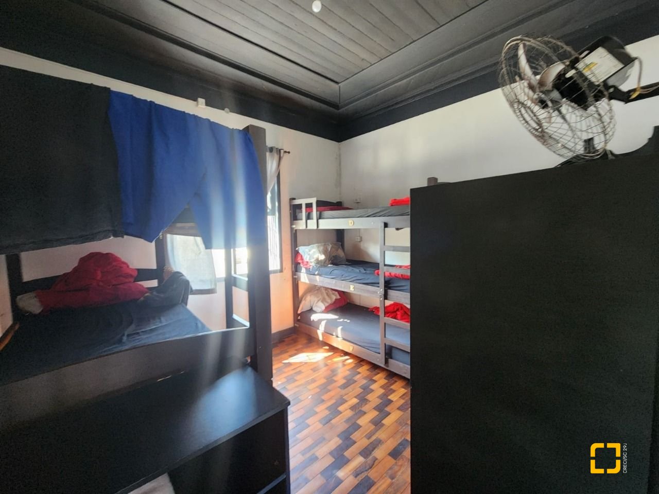 Casa com 121m², 5 quartos, 1 garagem, no bairro Centro em Florianópolis