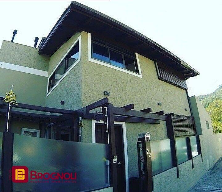 Casa com 1400m², 28 quartos, no bairro Lagoa da Conceição em Florianópolis