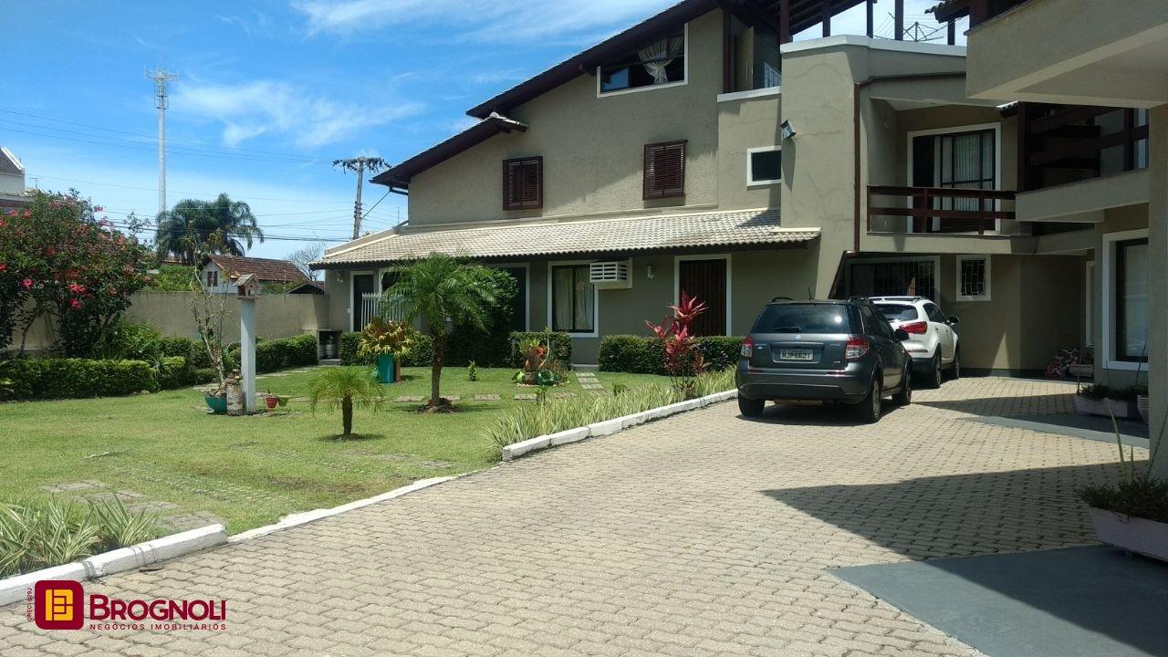 Casa com 1400m², 28 quartos, no bairro Lagoa da Conceição em Florianópolis