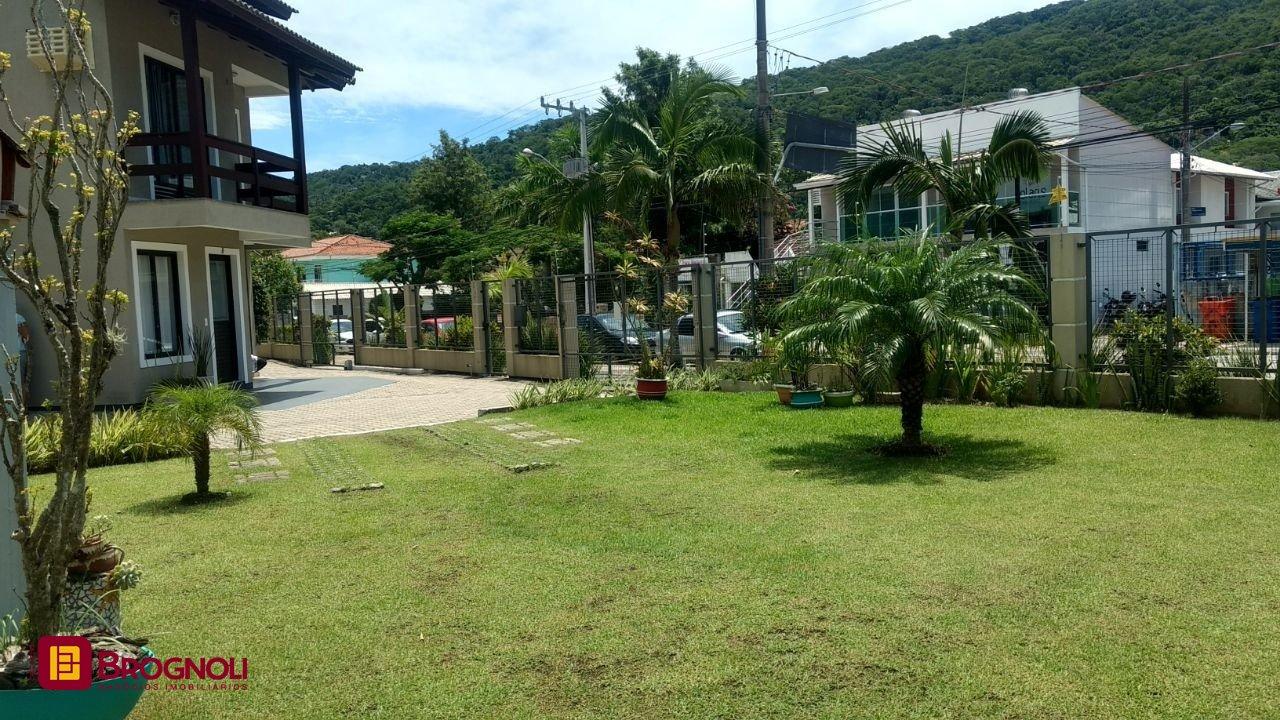 Casa com 1400m², 28 quartos, no bairro Lagoa da Conceição em Florianópolis