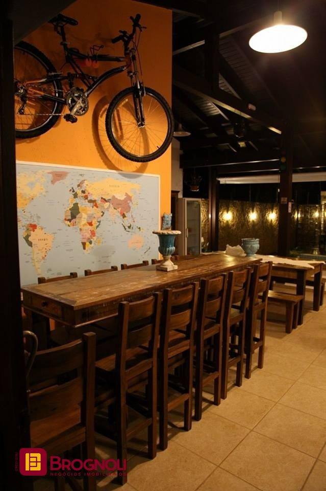 Casa com 1400m², 28 quartos, no bairro Lagoa da Conceição em Florianópolis