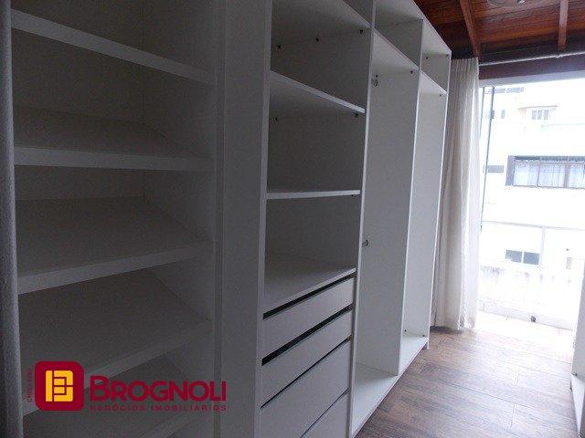 Cobertura com 163m², 4 quartos (sendo 1 suíte), 2 garagens, no bairro Trindade em Florianópolis