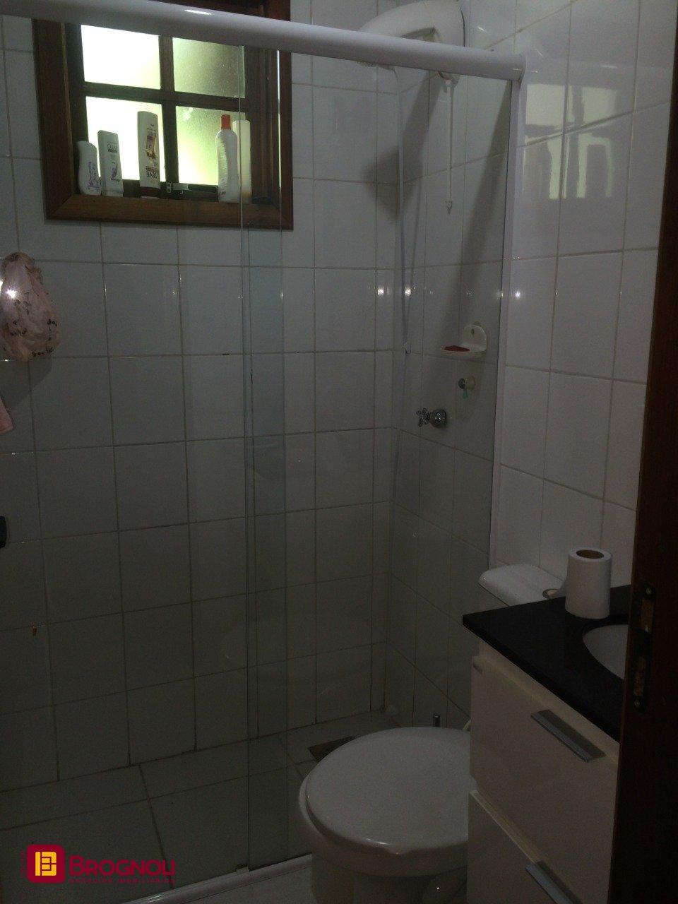 Sítio com 17763m², 3 quartos (sendo 1 suíte), 1 garagem, no bairro Vargem Pequena em Florianópolis