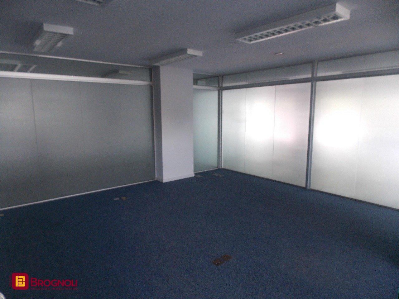 Loja com 1137m², no bairro Centro em Florianópolis