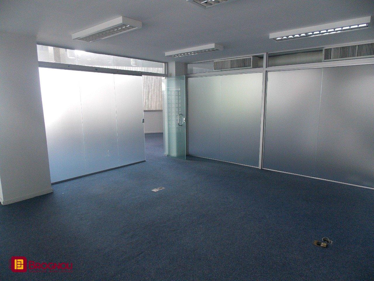 Loja com 1137m², no bairro Centro em Florianópolis