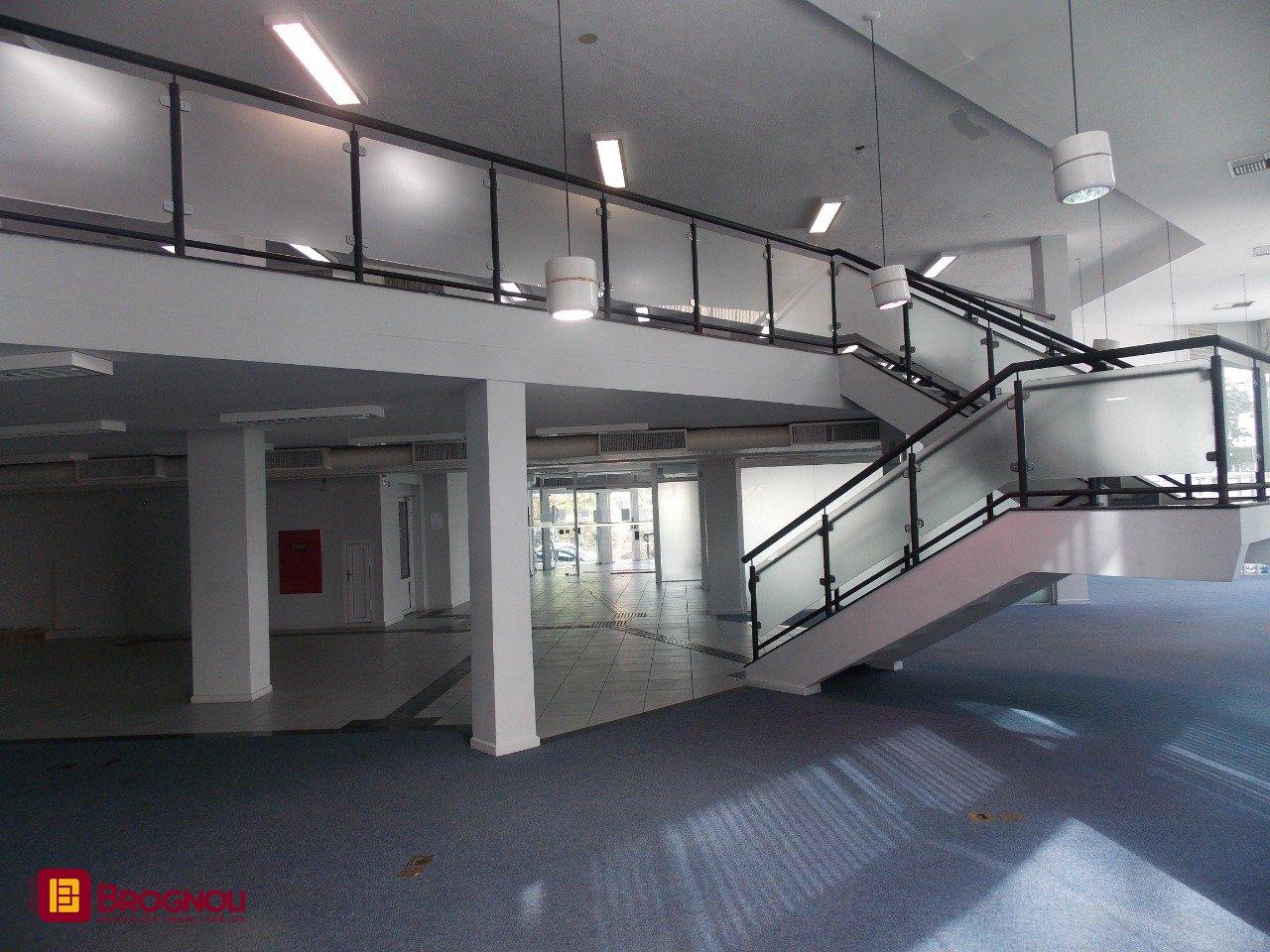 Loja com 1137m², no bairro Centro em Florianópolis