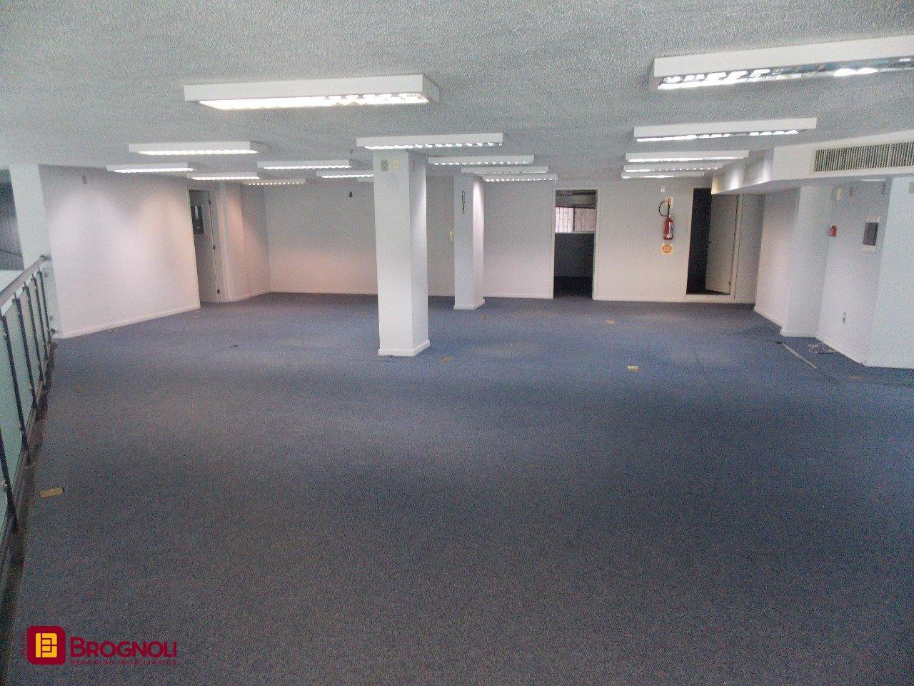 Loja com 1137m², no bairro Centro em Florianópolis