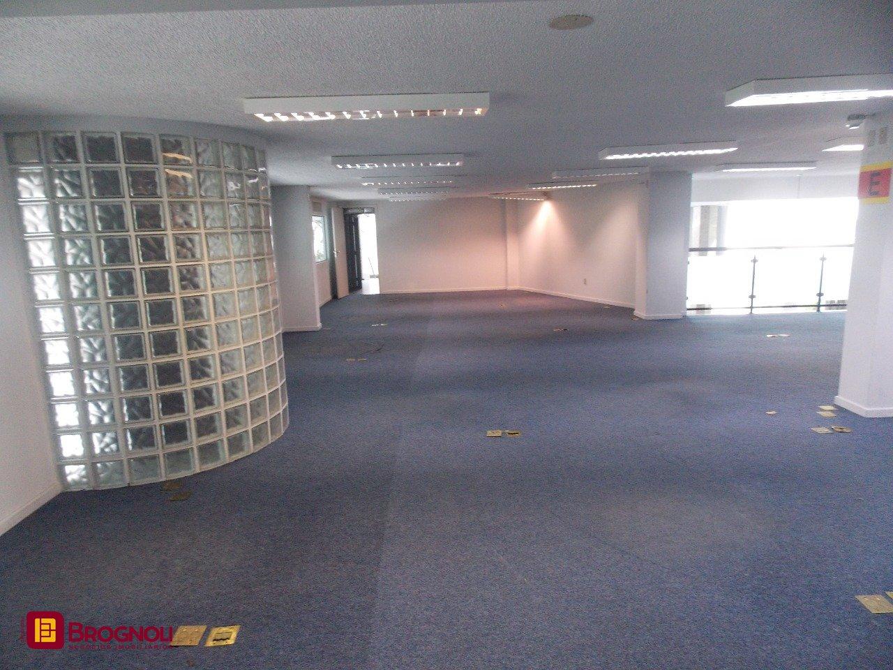 Loja com 1137m², no bairro Centro em Florianópolis