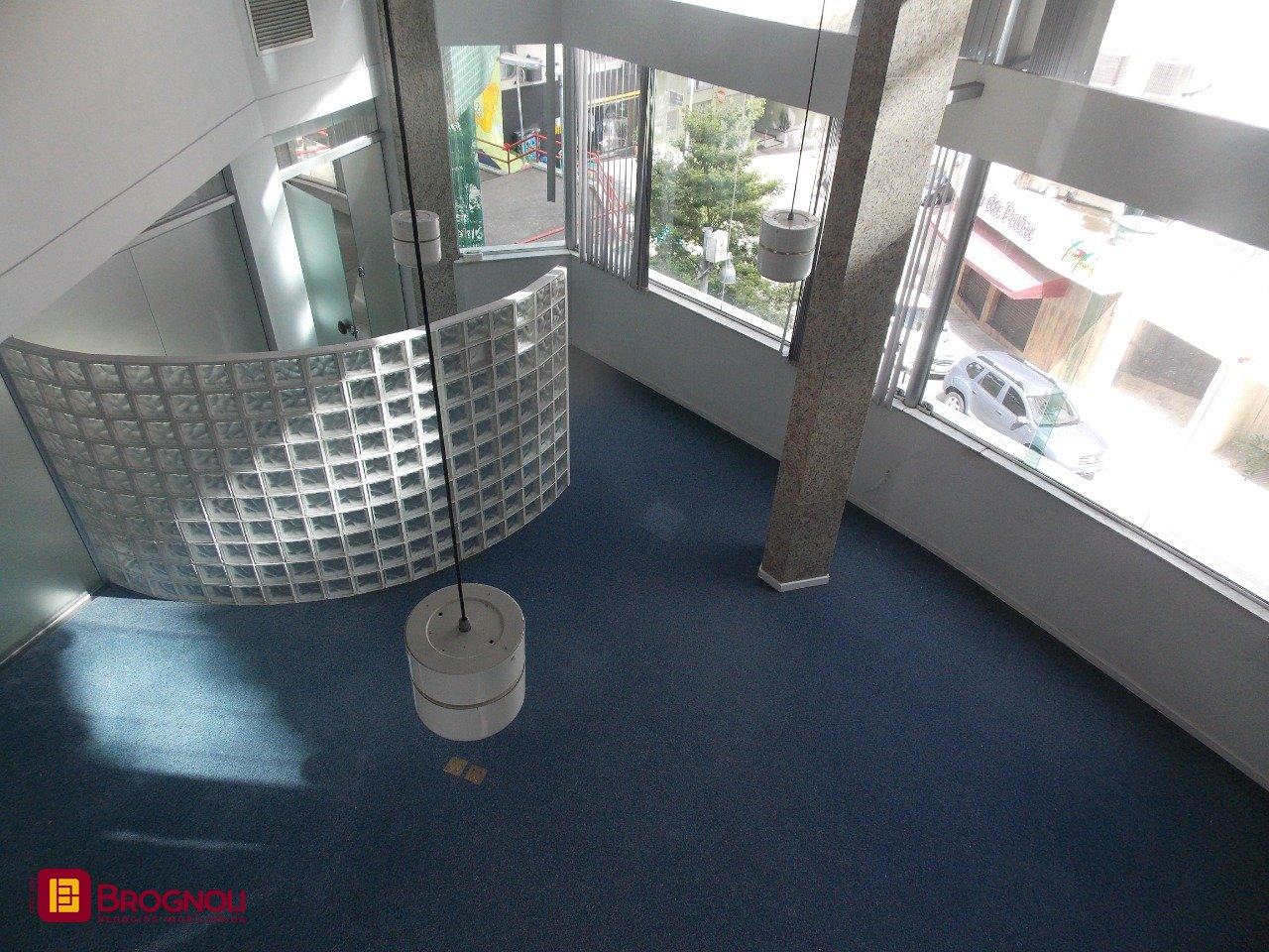 Loja com 1137m², no bairro Centro em Florianópolis