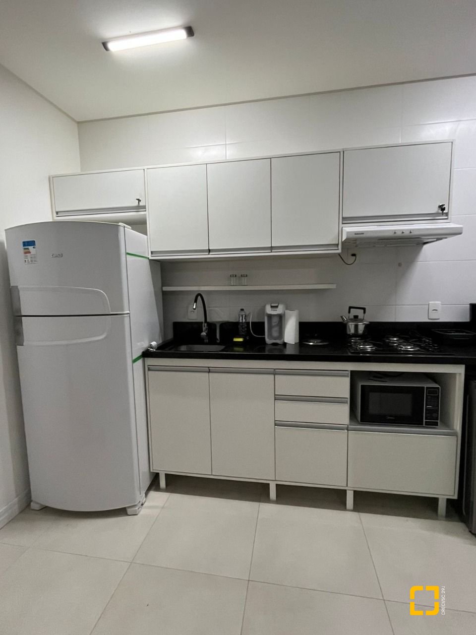 Apartamento com 38m², 1 quarto, 1 garagem, no bairro Centro em Florianópolis