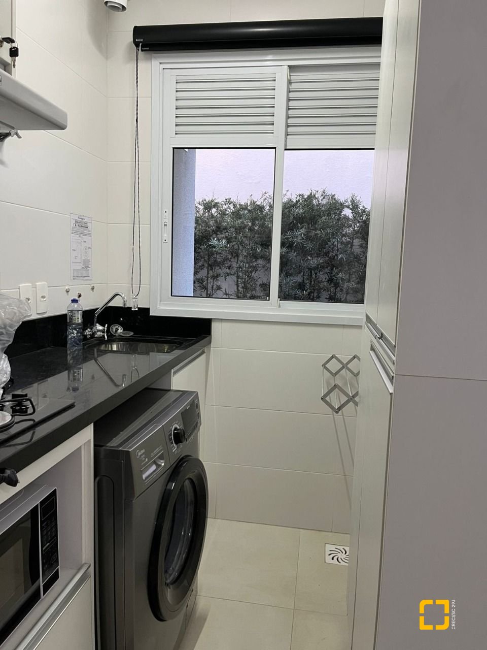 Apartamento com 38m², 1 quarto, 1 garagem, no bairro Centro em Florianópolis