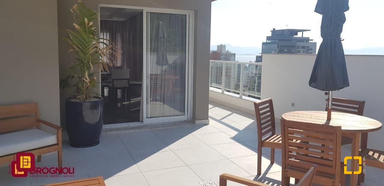 Apartamento com 38m², 1 quarto, 1 garagem, no bairro Centro em Florianópolis
