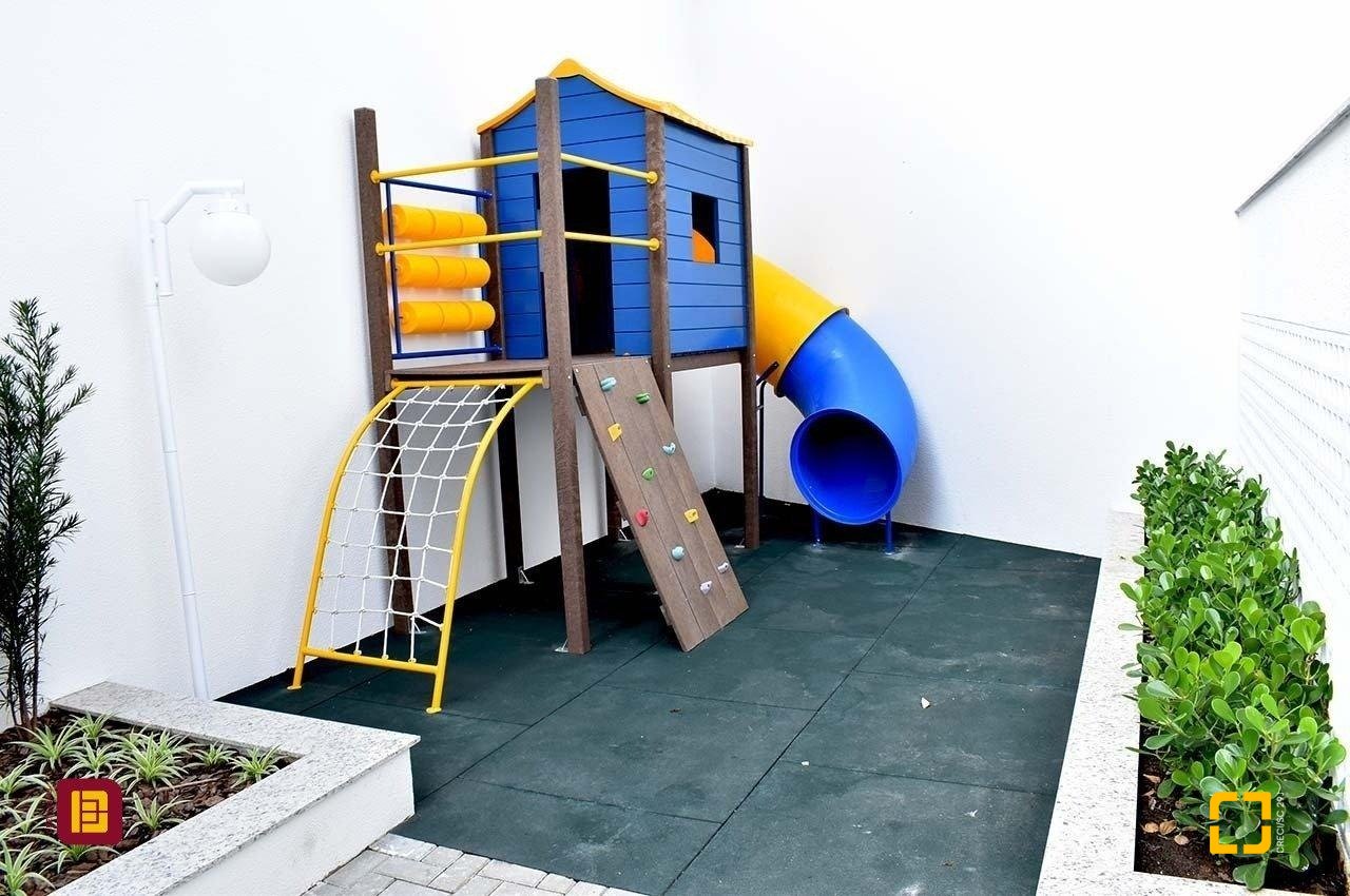 Apartamento com 38m², 1 quarto, 1 garagem, no bairro Centro em Florianópolis