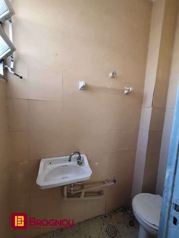 Sala com 27m², no bairro Centro em Florianópolis