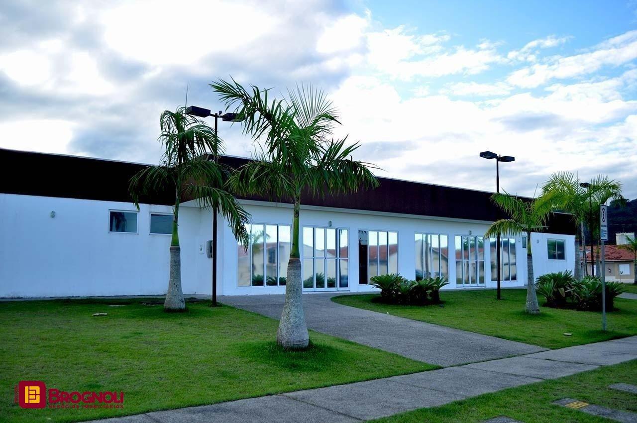 Casa de Condomínio com 51m², 3 quartos, 2 garagens, no bairro Bela Vista em Palhoça