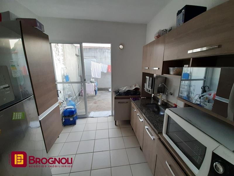 Casa de Condomínio com 51m², 3 quartos, 2 garagens, no bairro Bela Vista em Palhoça