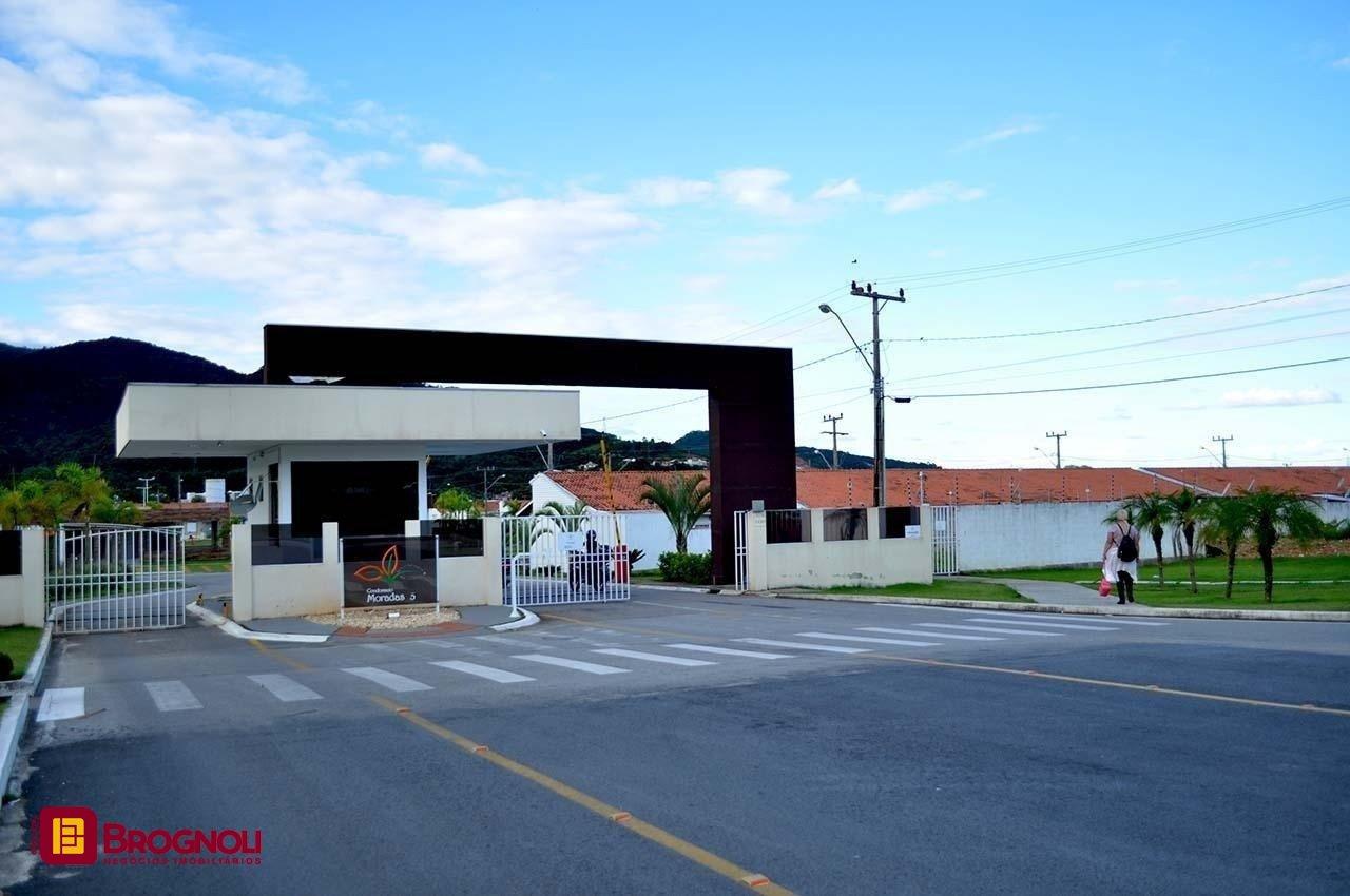 Casa de Condomínio com 51m², 3 quartos, 2 garagens, no bairro Bela Vista em Palhoça