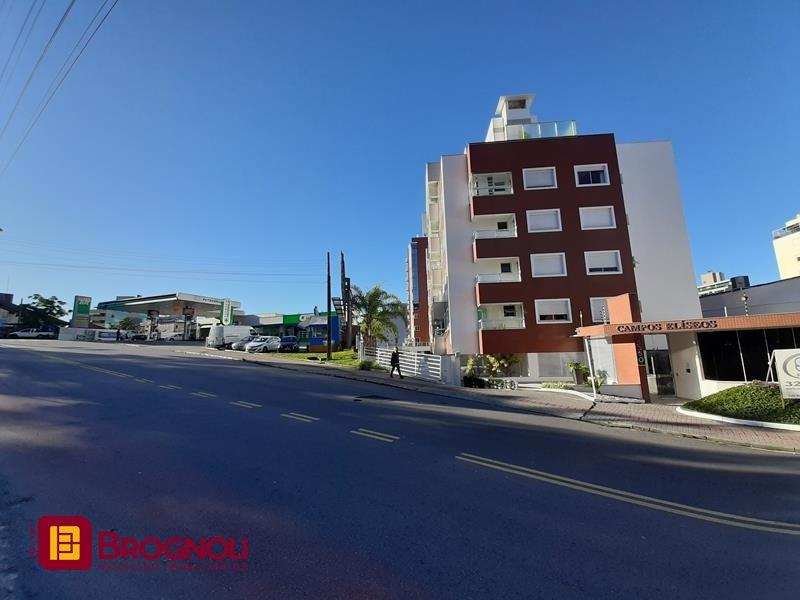 Cobertura com 159m², 4 quartos (sendo 1 suíte), 1 garagem, no bairro Agronômica em Florianópolis