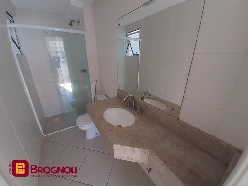 Cobertura com 159m², 4 quartos (sendo 1 suíte), 1 garagem, no bairro Agronômica em Florianópolis