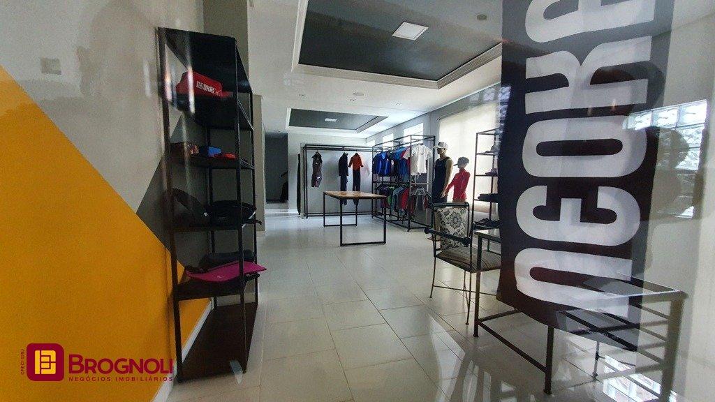 Casa com 314m², 3 garagens, no bairro Saco dos Limões em Florianópolis