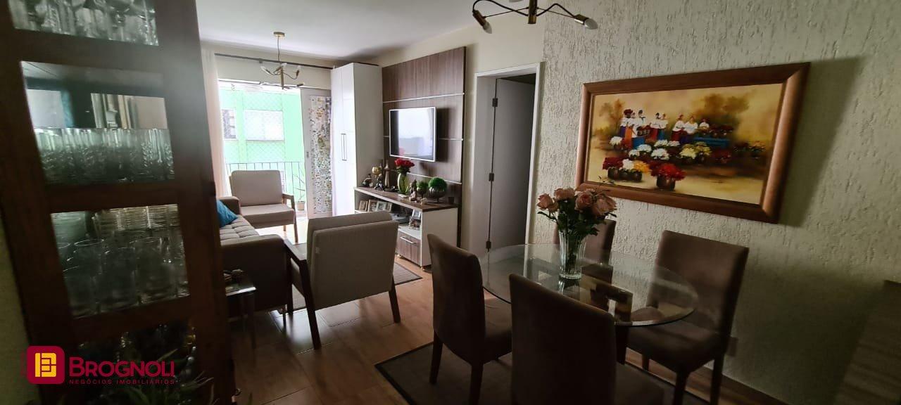Apartamento com 92m², 2 quartos, 1 garagem, no bairro Centro em Florianópolis