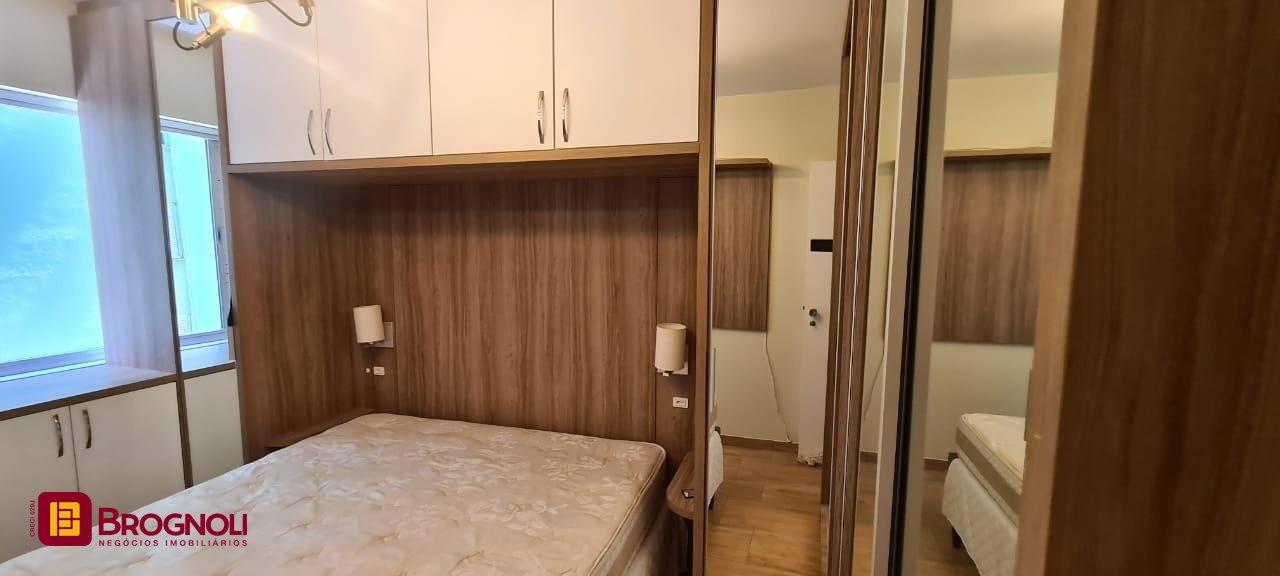 Apartamento com 92m², 2 quartos, 1 garagem, no bairro Centro em Florianópolis