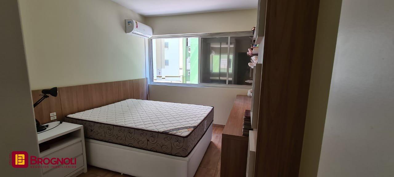 Apartamento com 92m², 2 quartos, 1 garagem, no bairro Centro em Florianópolis