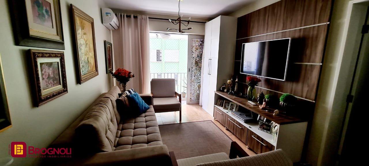 Apartamento com 92m², 2 quartos, 1 garagem, no bairro Centro em Florianópolis