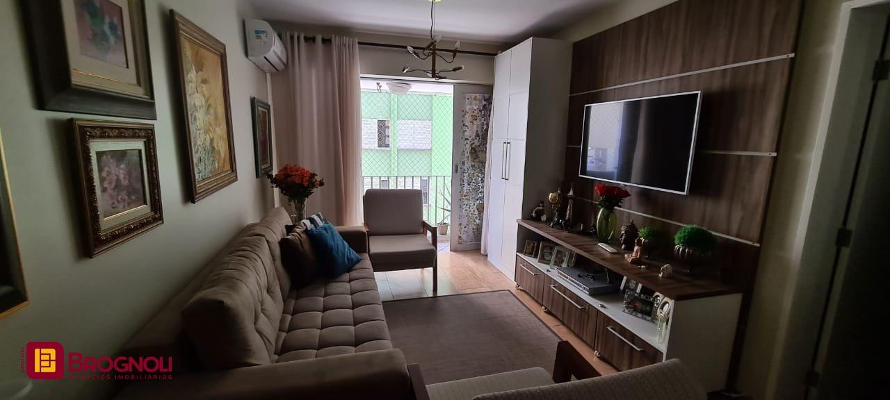 Apartamento com 92m², 2 quartos, 1 garagem, no bairro Centro em Florianópolis