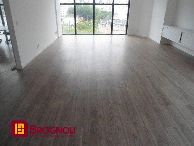 Sala com 336m², 6 garagens, no bairro Centro em Florianópolis