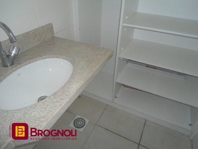Sala com 336m², 6 garagens, no bairro Centro em Florianópolis