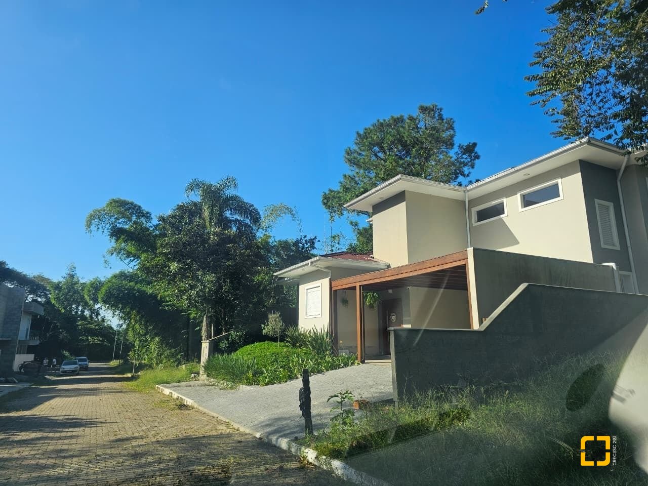 Terreno com 450m², no bairro Ratones em Florianópolis