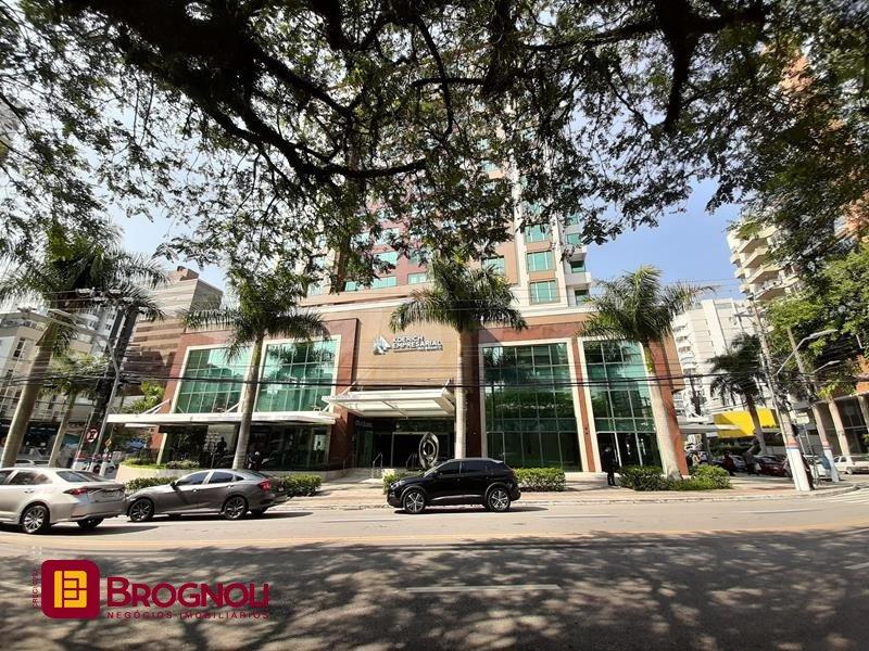 Sala com 25m², no bairro Centro em Florianópolis
