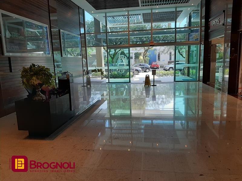 Sala com 25m², no bairro Centro em Florianópolis