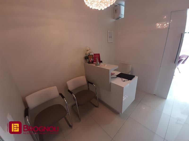 Sala com 25m², no bairro Centro em Florianópolis