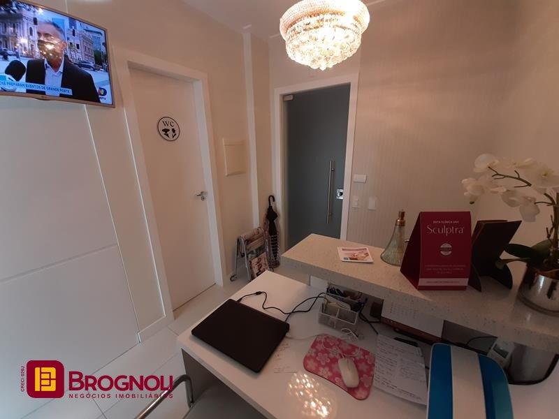 Sala com 25m², no bairro Centro em Florianópolis
