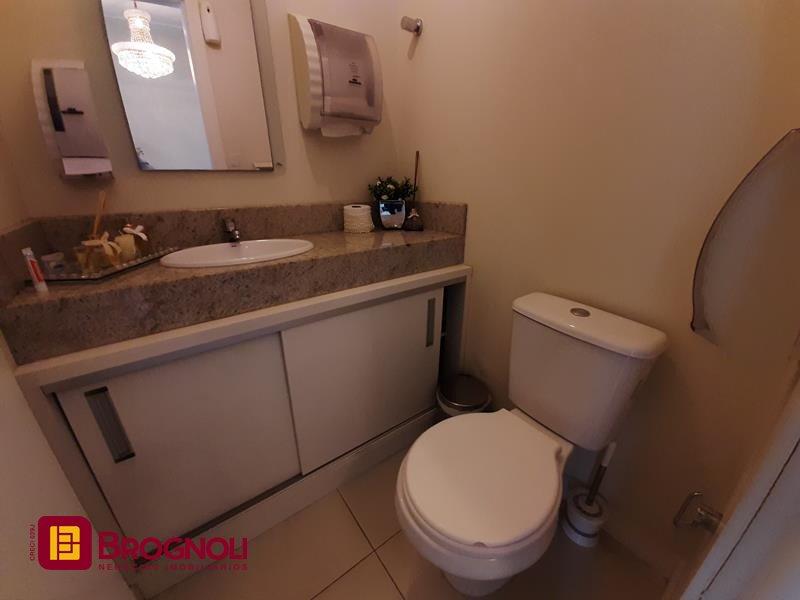 Sala com 25m², no bairro Centro em Florianópolis