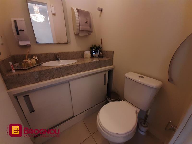 Sala com 25m², no bairro Centro em Florianópolis