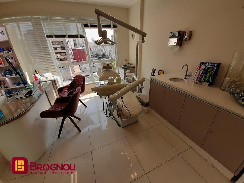 Sala com 25m², no bairro Centro em Florianópolis