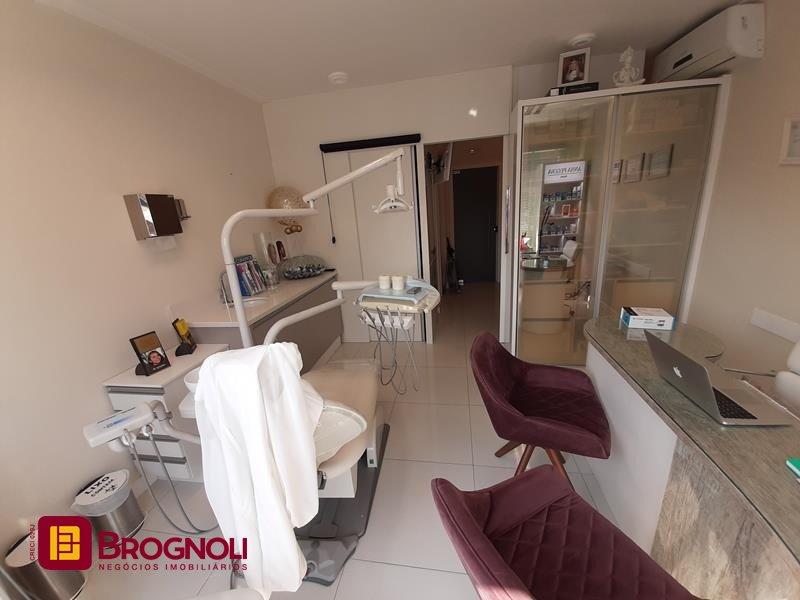 Sala com 25m², no bairro Centro em Florianópolis