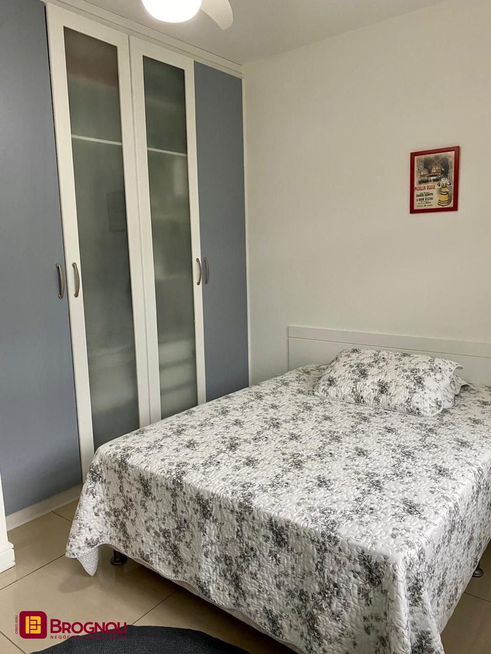 Casa com 320m², no bairro Canasvieiras em Florianópolis