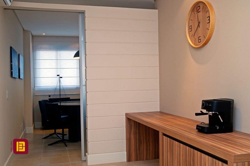 Apartamento com 69m², 3 quartos (sendo 1 suíte), 1 garagem, no bairro Itacorubi em Florianópolis