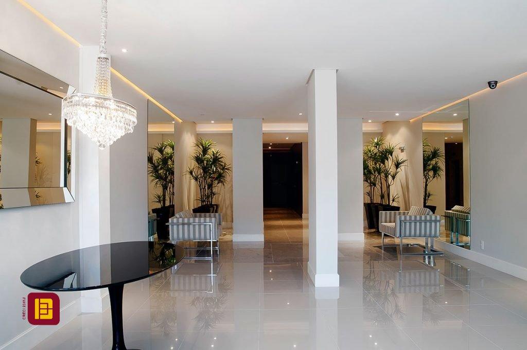 Apartamento com 69m², 3 quartos (sendo 1 suíte), 1 garagem, no bairro Itacorubi em Florianópolis